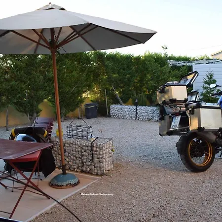 Chez Mamou & Dadou Monteux